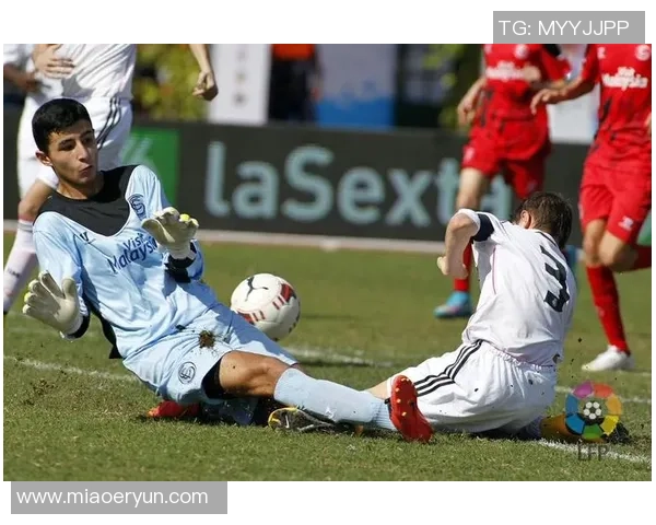 跑男踢足球的球星是谁 他在节目中的精彩表现引发热议