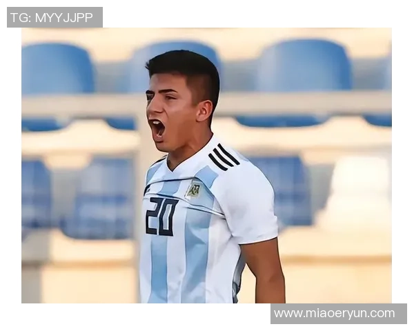 阿根廷足球天才曲波的成长历程与职业生涯精彩瞬间解析